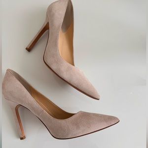 Ivanka Trump 5’’ Stilettos in Light Pink suede, size M